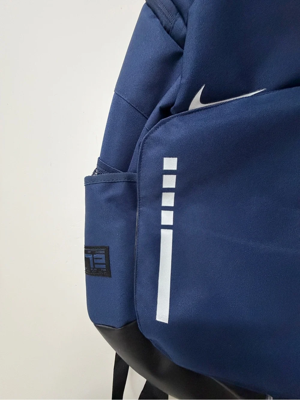 Nike Men's Navy Everyday Backpack with Reflective Detail